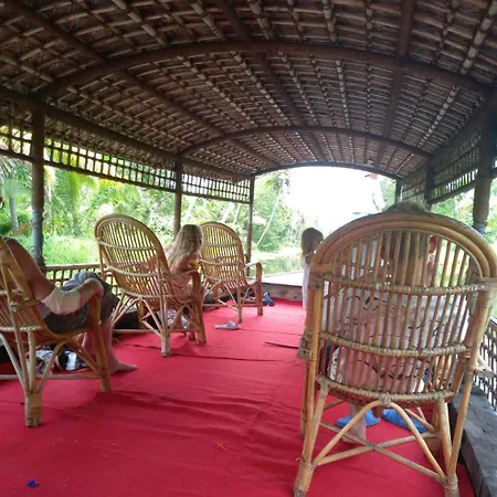 Raelyn'S Homestay Kochi Exterior photo